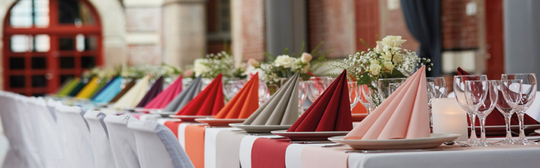 Blue Jigsaw Tablecloths, Napkins & Bed Linen