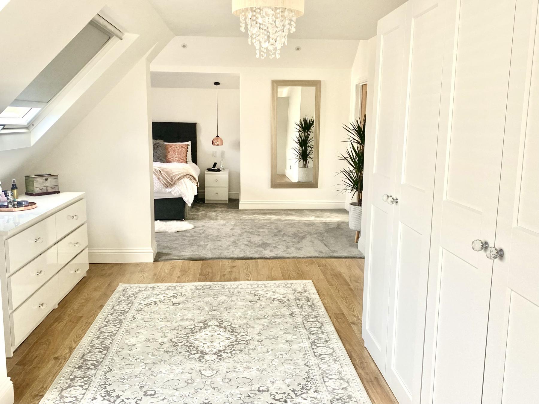 Hunt Builders Ware, Hertfordshire Website and online gallery